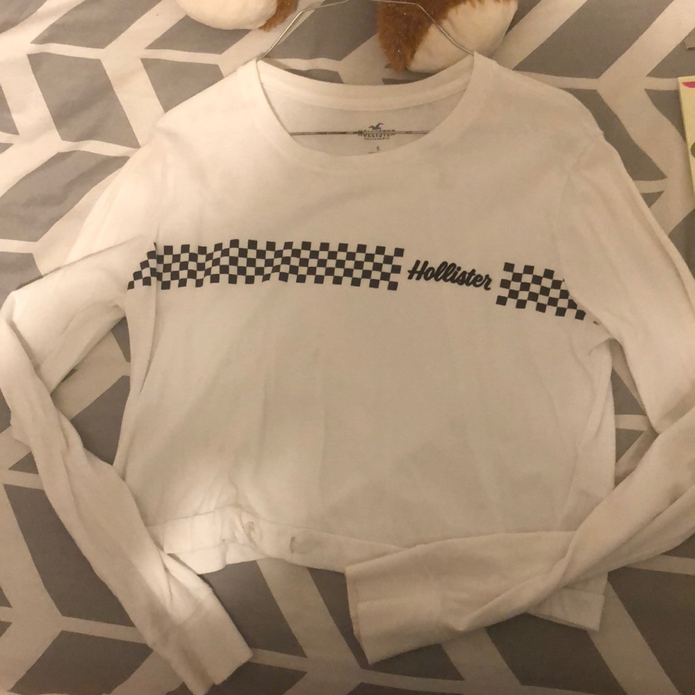 Long Sleeve Hollister shirt